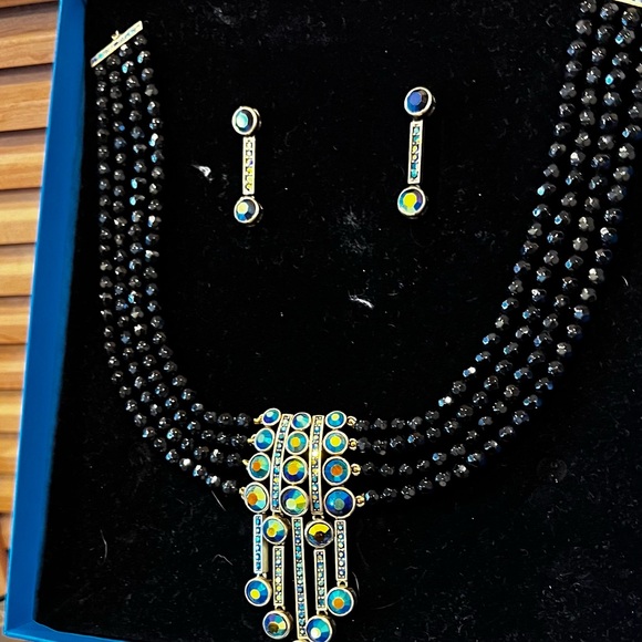 Heidi Daus Black Aurora Borealis Necklace & Earrings Set - NWT 🖤🤩 - Picture 7 of 9